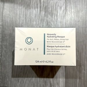Monat heavenly hydrating hair masque.